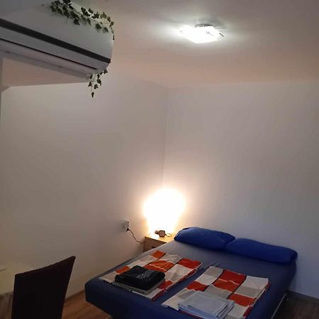 Park View Apartment Plovdiv With Parking Buitenkant foto