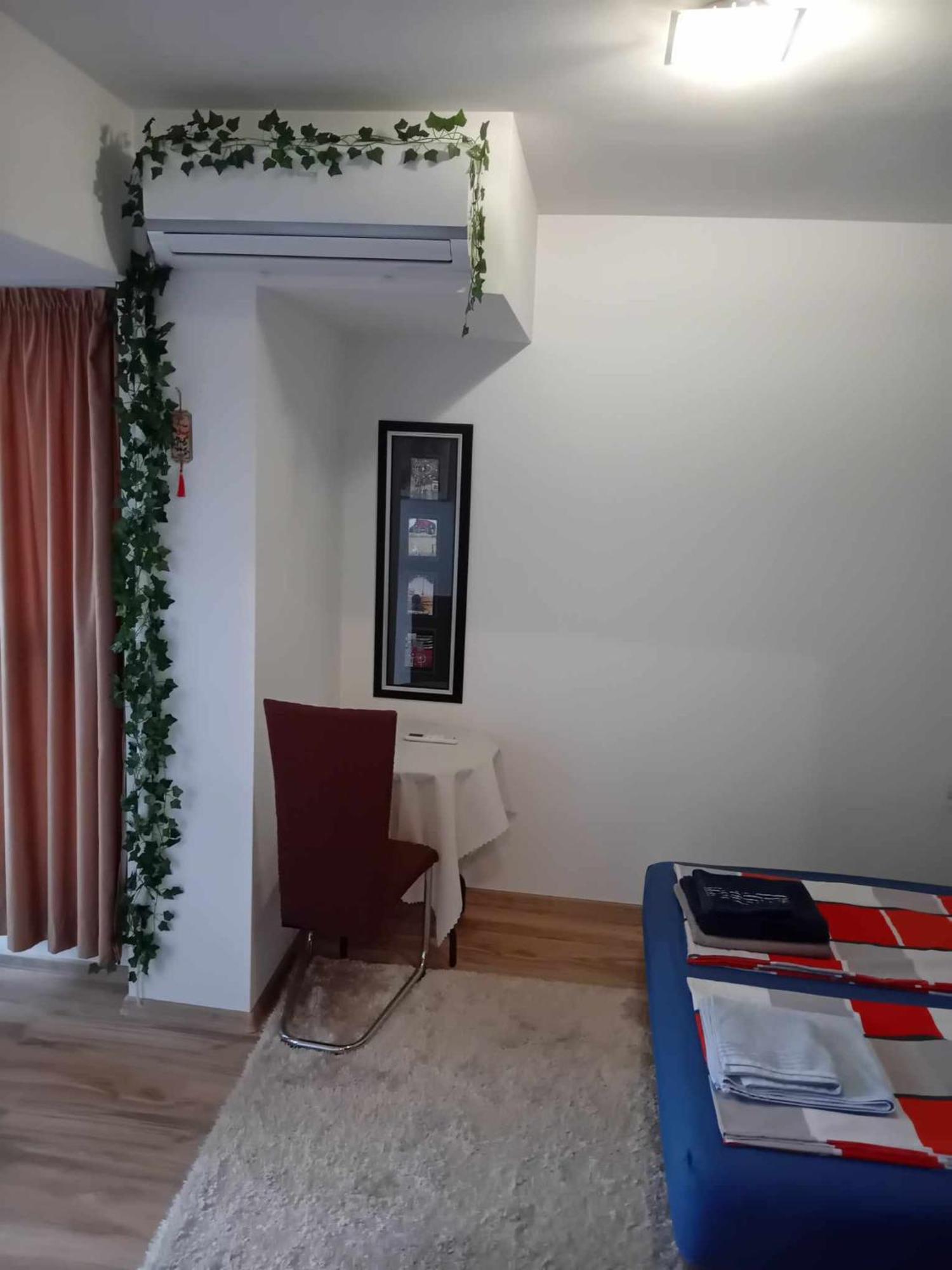 Park View Apartment Plovdiv With Parking Buitenkant foto